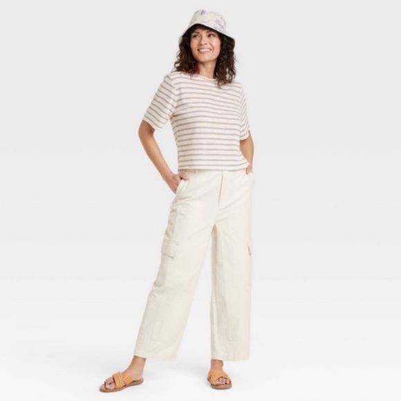 Universal Thread Boyfriend Crop Jeans - Picture 3 of 10